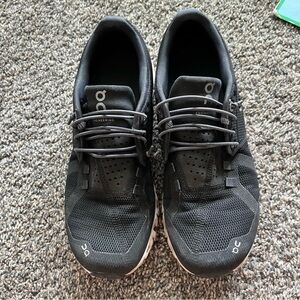 Oncloud Women’s Black Tennis Shoes